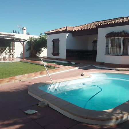 Agradable Chalet Con Piscina Para Escapadas. Chiclana de la Frontera Eksteriør billede