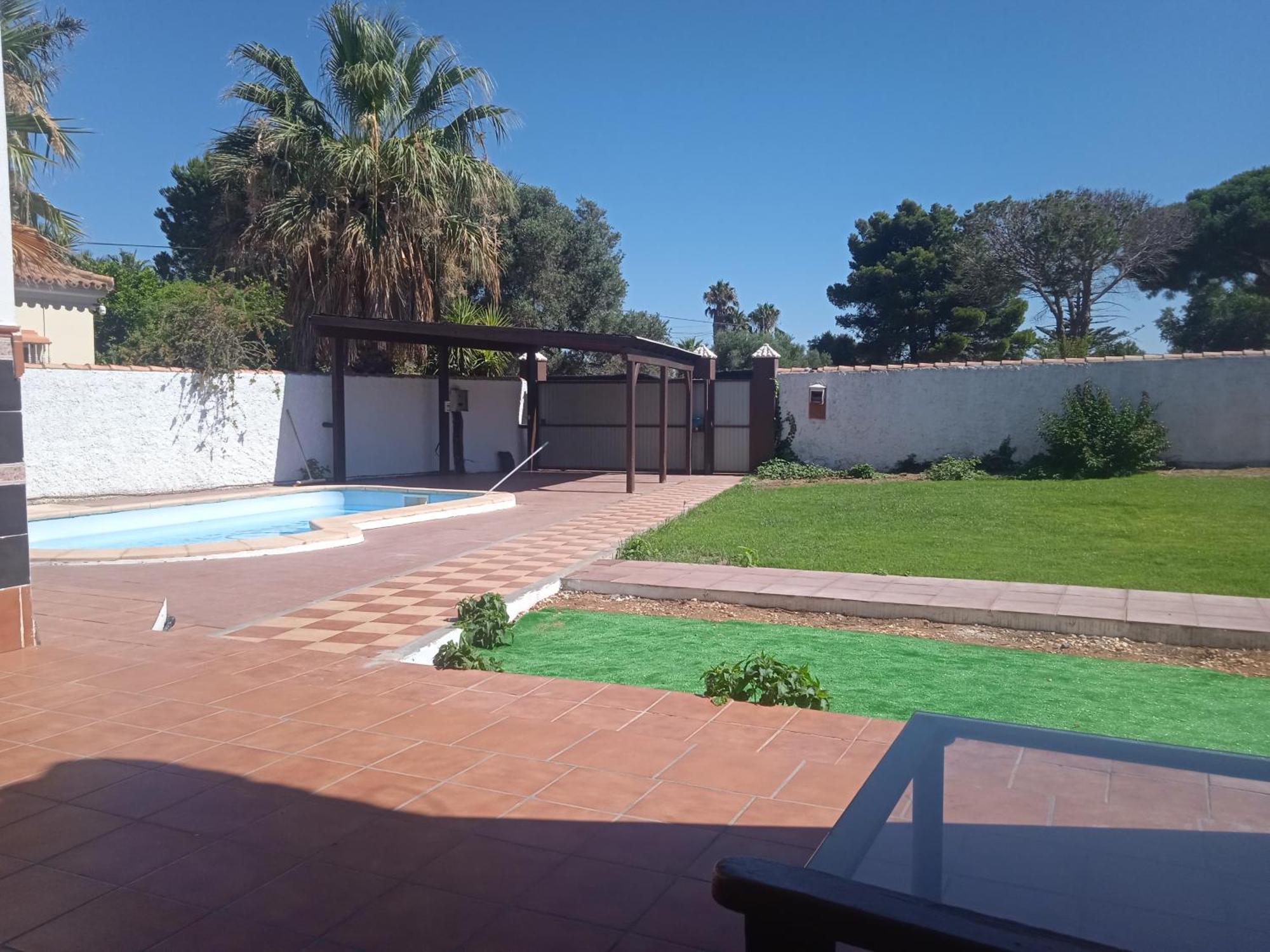 Agradable Chalet Con Piscina Para Escapadas. Chiclana de la Frontera Eksteriør billede